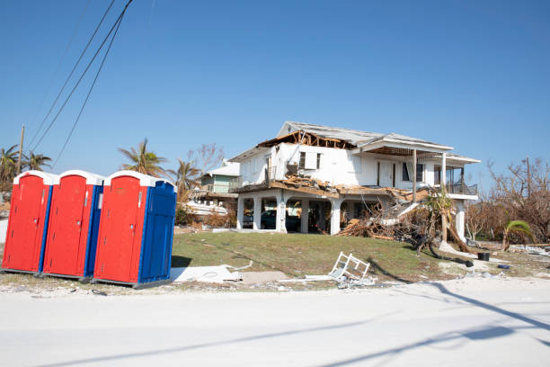 Best Standard Portable Toilet Rental in Highwood, IL